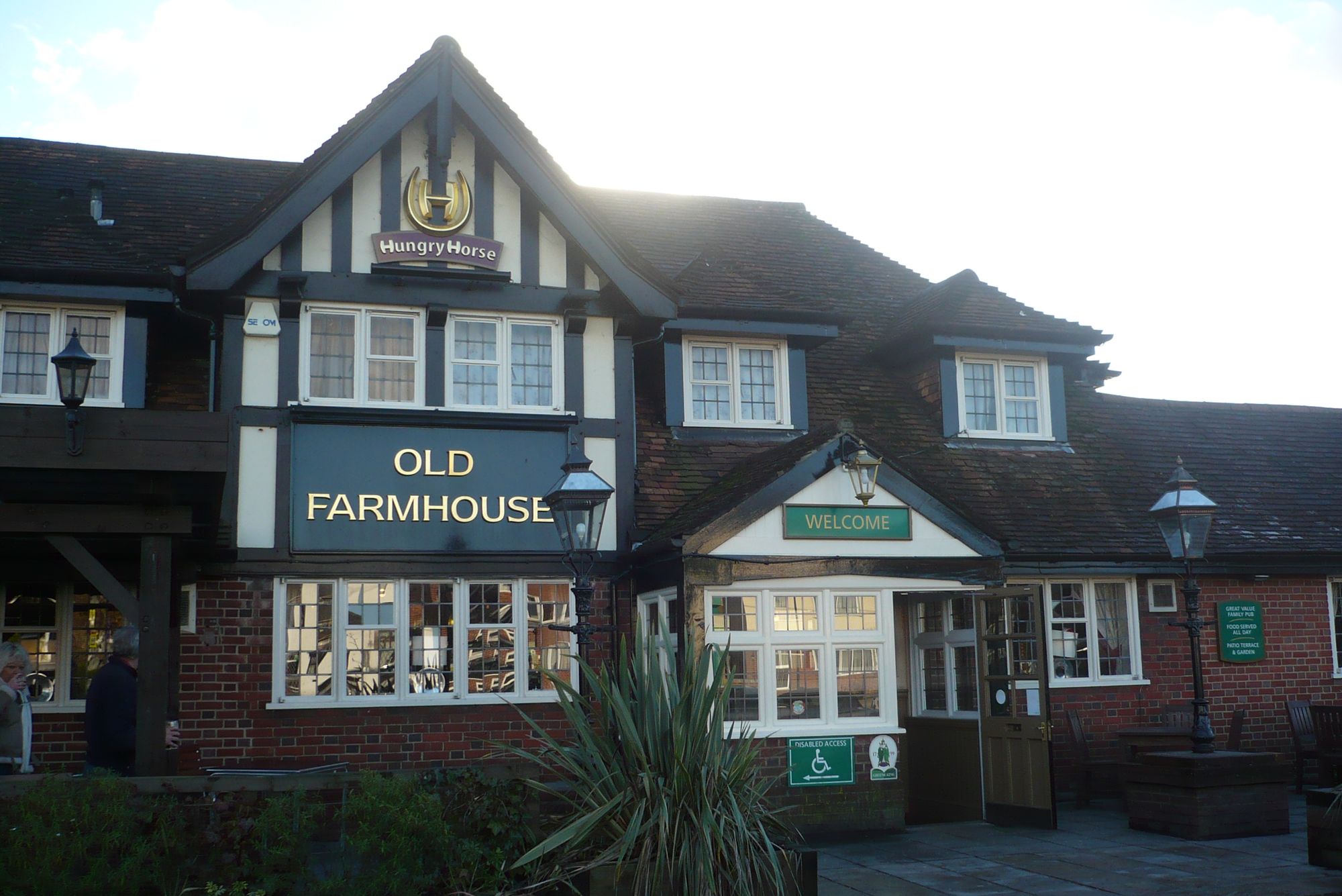 Old Farmhouse, Totton. (Pub, External). Published on 09-01-2011