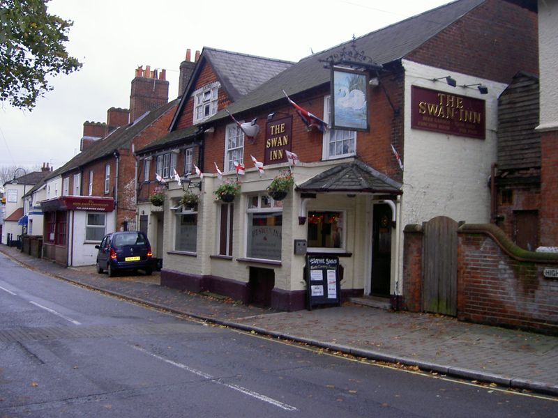 Swan Inn, Totton. (Pub, External). Published on 16-10-2010 
