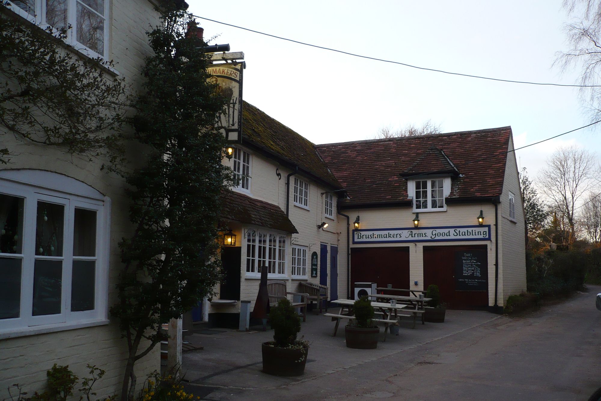 Brushmakers Arms, Upham (Photo: David Pritchard - 05/04/2013). (Pub, External). Published on 05-04-2013