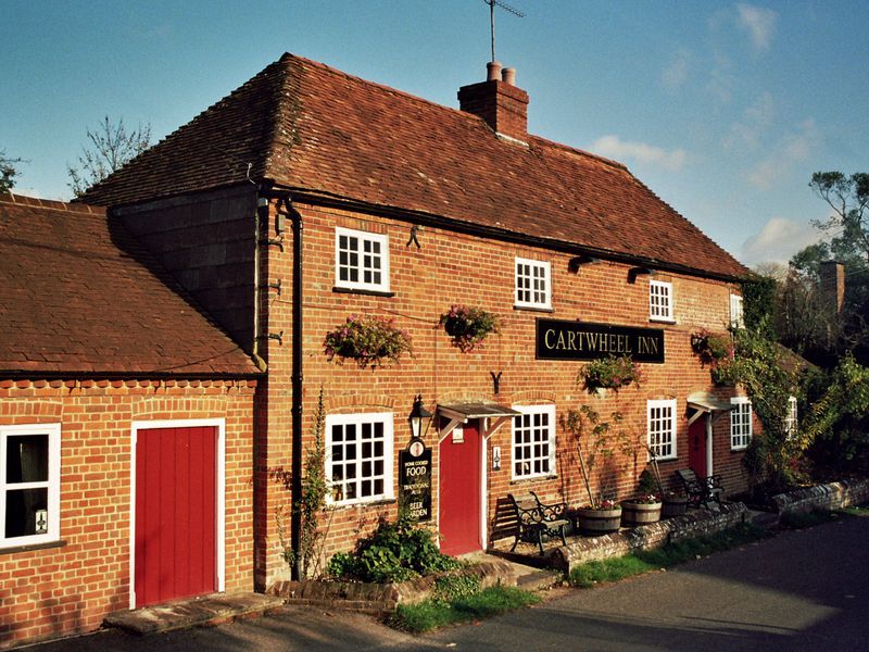 Cartwheel Inn, Whitsbury - as it was in 2012. (Pub, External). Published on 06-01-2011