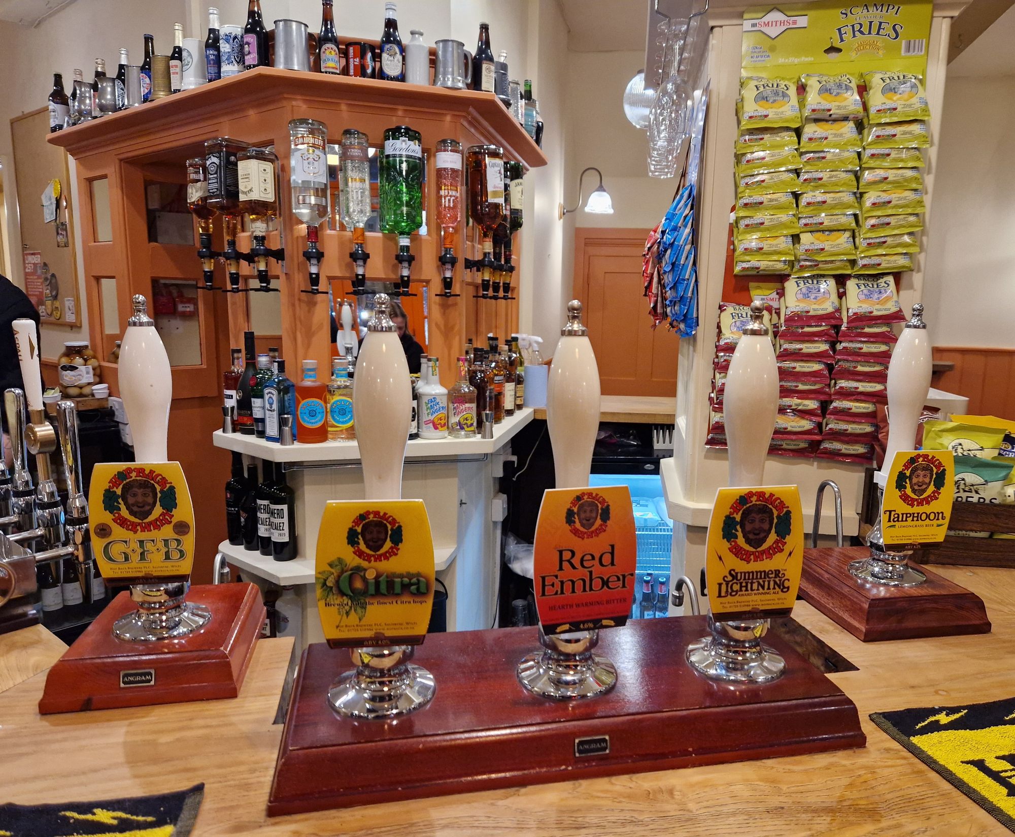 Albion, Winchester (Photo: Pete Horn - 18/11/2024). (Bar). Published on 18-11-2024