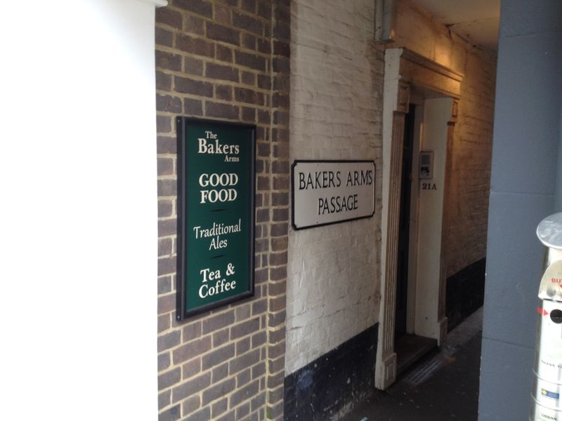 Baker's Arms Passage - 2014 when it had a sign.. (External). Published on 05-05-2014 