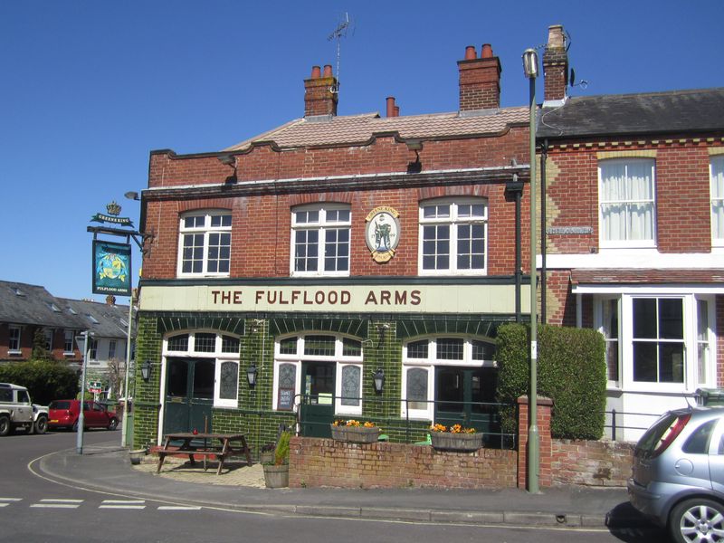 Fulflood Arms, Winchester. (Pub, External). Published on 01-05-2013