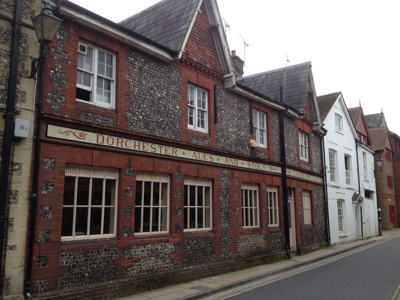 view down Colebrook Street in 2014 (Photo: Alex Presland). (Pub, External). Published on 05-05-2014