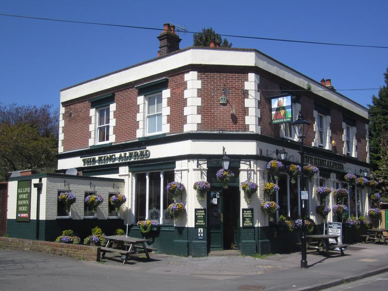 King Alfred, Winchester in 2013 (Photo: Pete Horn 01/05/2013). (Pub, External). Published on 01-05-2013