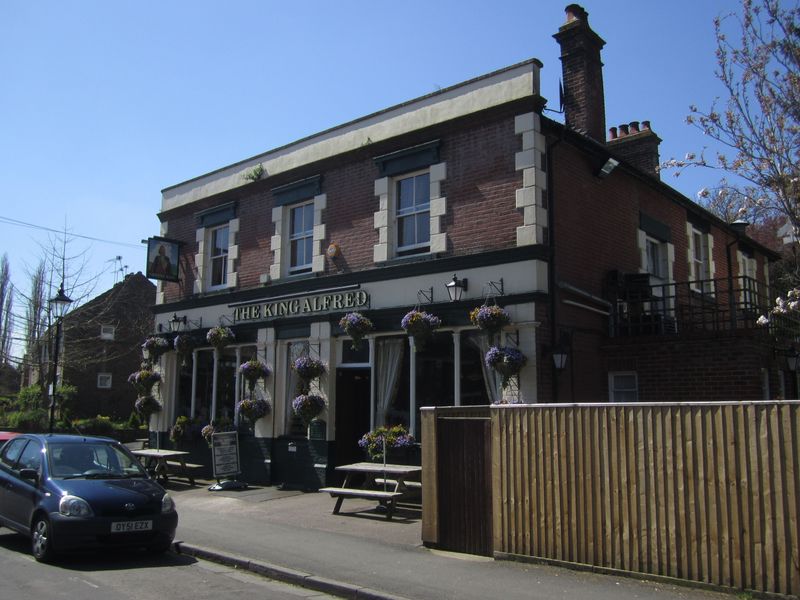 King Alfred, Winchester (Photo: Pete Horn 01/05/2013). (Pub, External). Published on 01-05-2013 