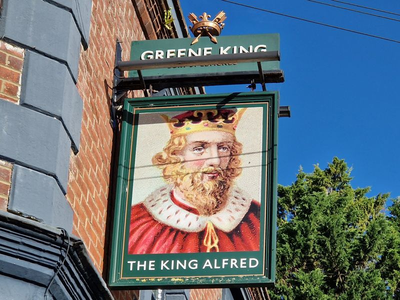 King Alfred, Winchester in 2024 (Photo: Pete Horn - 03/10/2024). (Sign). Published on 03-10-2024