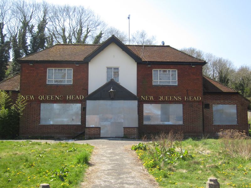 New Queen's Head, Winchester. (Pub, External). Published on 01-05-2013