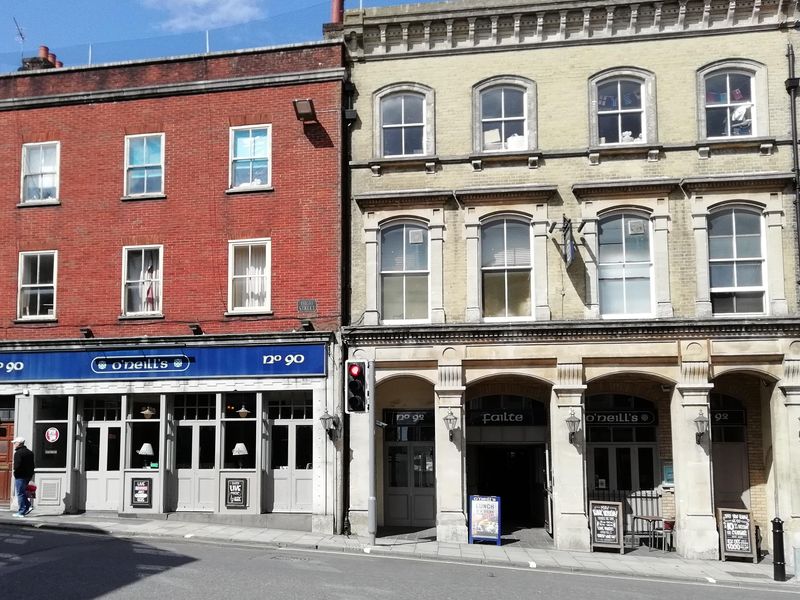 O'Neill's, Winchester (Photo: Geoff Marsh - 02/05/2018). (Pub, External, Key). Published on 02-05-2018