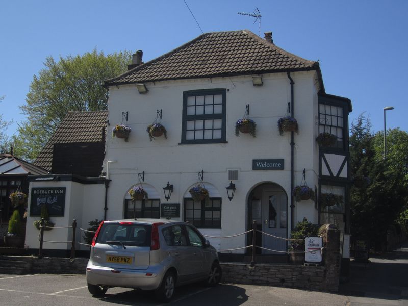 Roebuck, Winchester. (Pub, External). Published on 01-05-2013