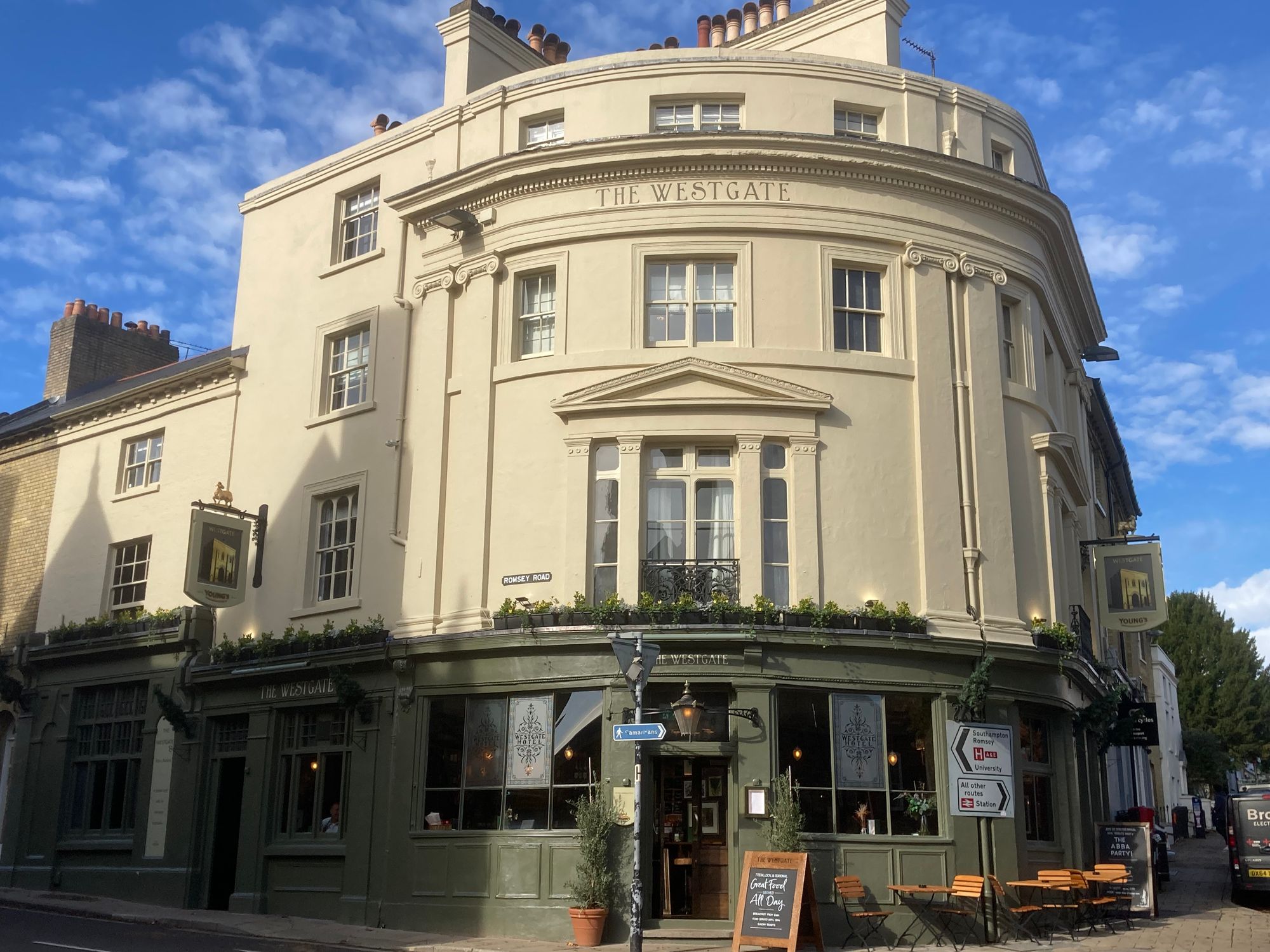 Westgate, Winchester (Photo: Norman Clinnick - 22/10/2025). (Pub, External, Key). Published on 22-10-2025