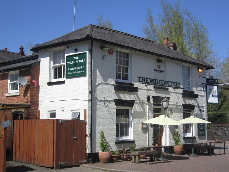 Willow Tree, Winchester (Photo: Pete Horn 01/05/2013). (Pub, External). Published on 01-05-2013