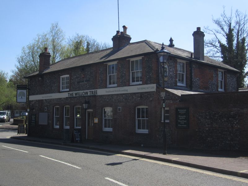 Willow Tree, Winchester (Photo: Pete Horn 01/05/2013). (Pub, External). Published on 01-05-2013
