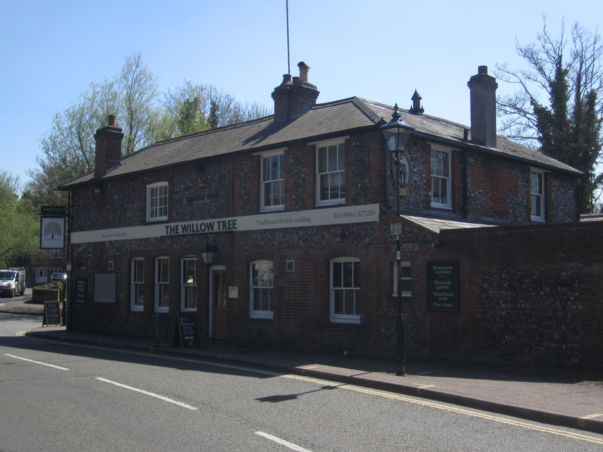 Willow Tree, Winchester (Photo: Pete Horn 01/05/2013). (Pub, External). Published on 01-05-2013