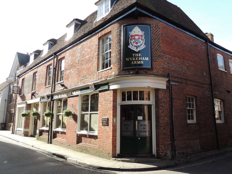 Wykeham Arms, Winchester (Photo: Pat O'Neill - 15/02/2013). (Pub, External). Published on 15-02-2013