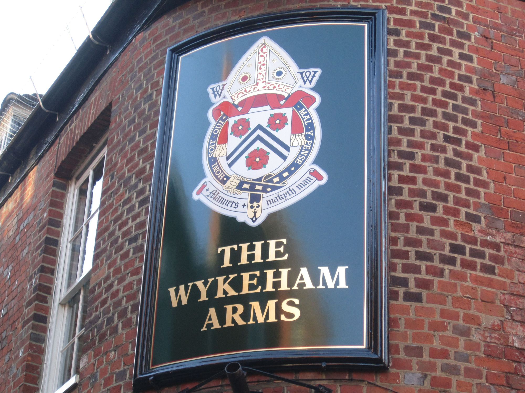 Wykeham Arms, Winchester. (Sign). Published on 06-04-2013