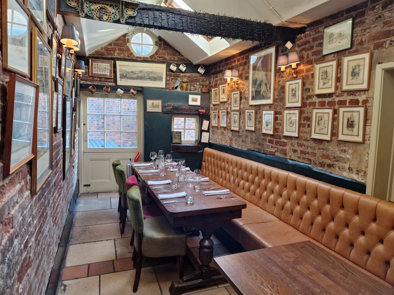 Wykeham Arms, Winchester (Photo: Pete Horn - 25/02/2025). (Restaurant). Published on 25-02-2025