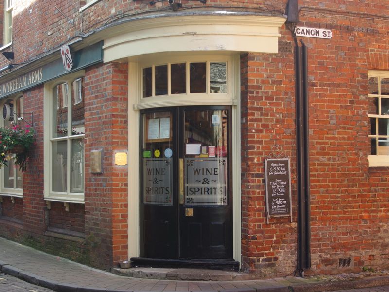 Wykeham Arms, Winchester (Photo: Geoff Marsh - 11/09/2024). (Pub, External). Published on 11-09-2024