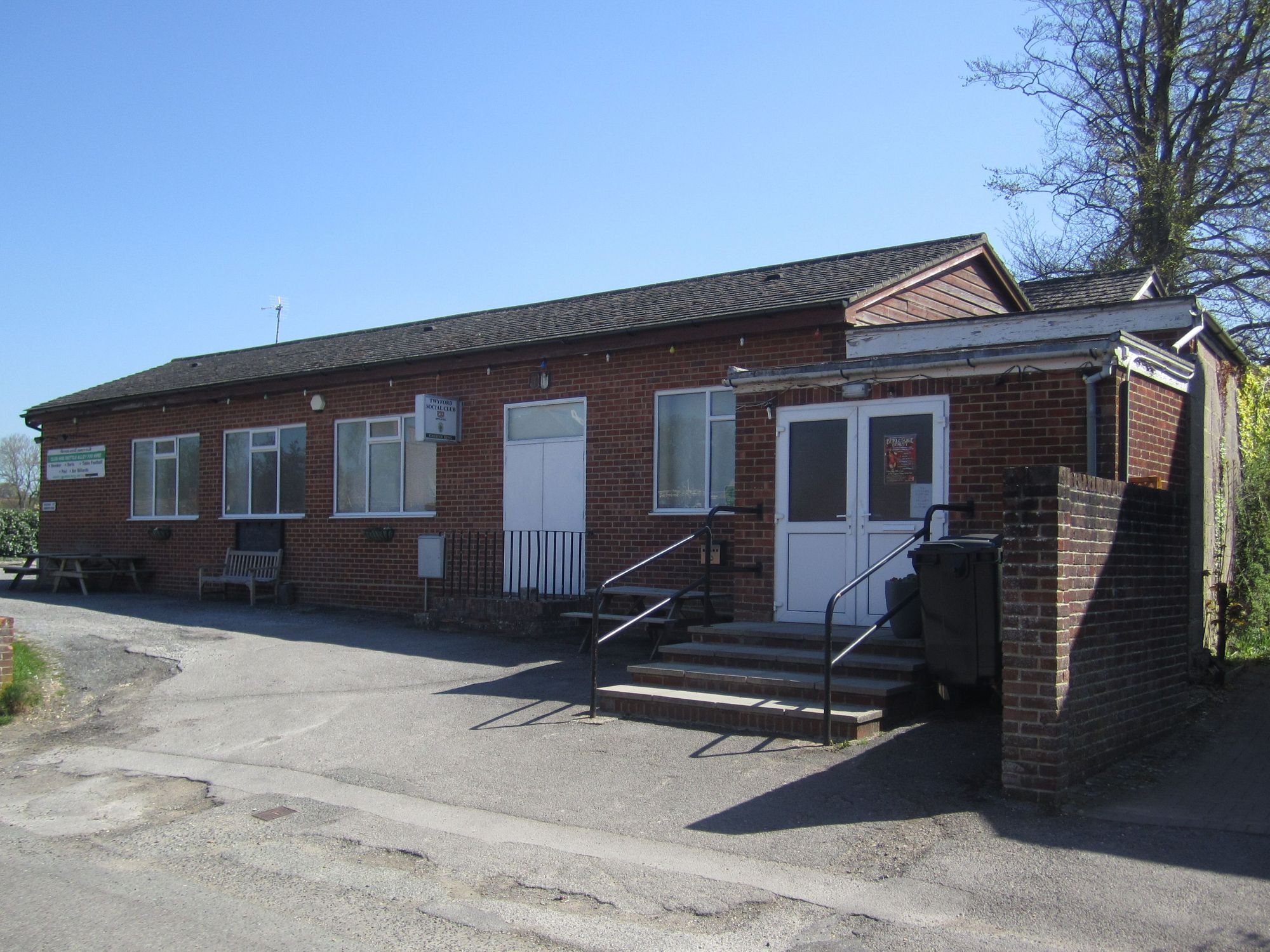 Twyford Social Club, Twyford. (External, Key). Published on 01-05-2013