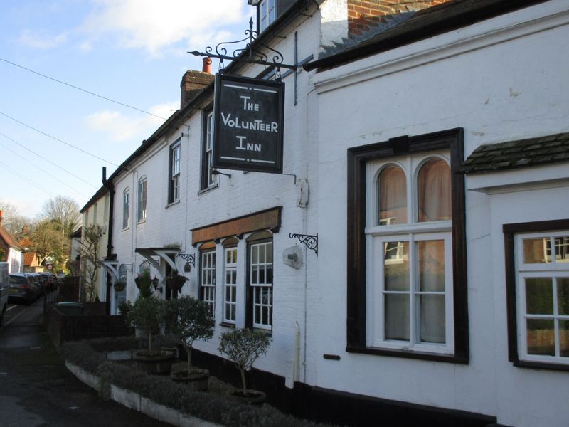 Volunteer Inn, Twyford. (Pub, External, Sign, Key). Published on 08-12-2014