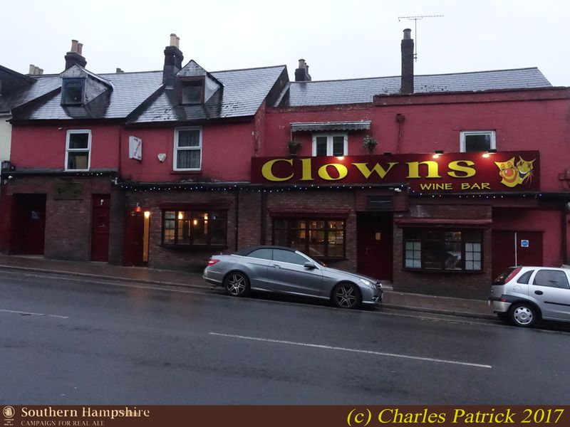 Clowns, Southampton. (Pub, External, Sign). Published on 28-07-2017