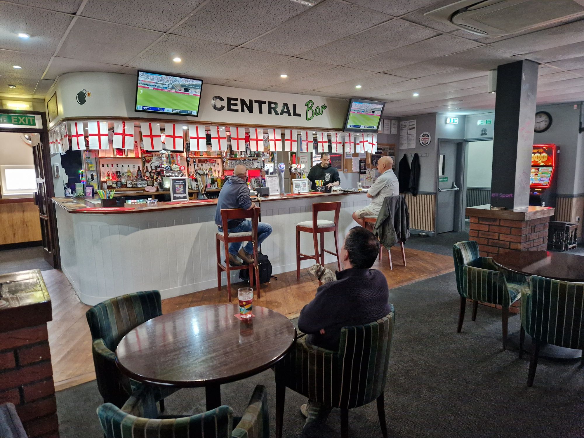 Central Bar, New Milton (Photo: Pete Horn - 18/06/2026). (Pub, Bar, Customers). Published on 18-06-2026