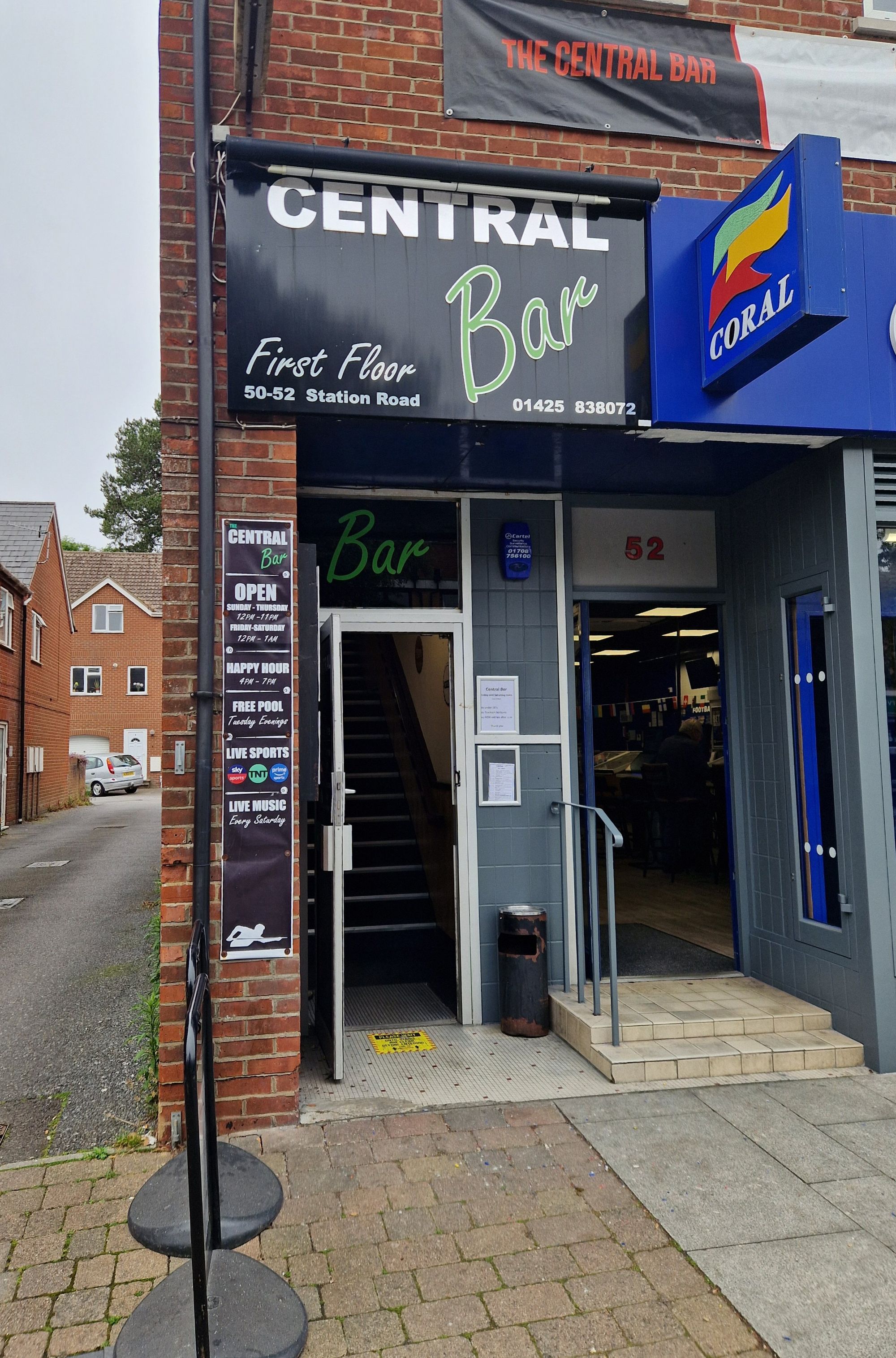 Central Bar, New Milton (Photo: Pete Horn - 18/06/2026). (Pub, External). Published on 18-06-2026