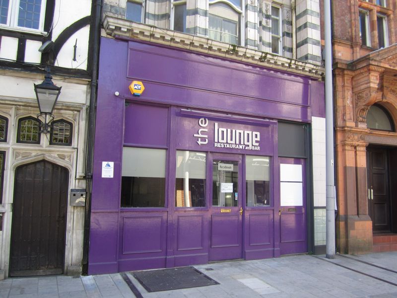 Lounge, Southampton. (External, Key). Published on 03-05-2013 
