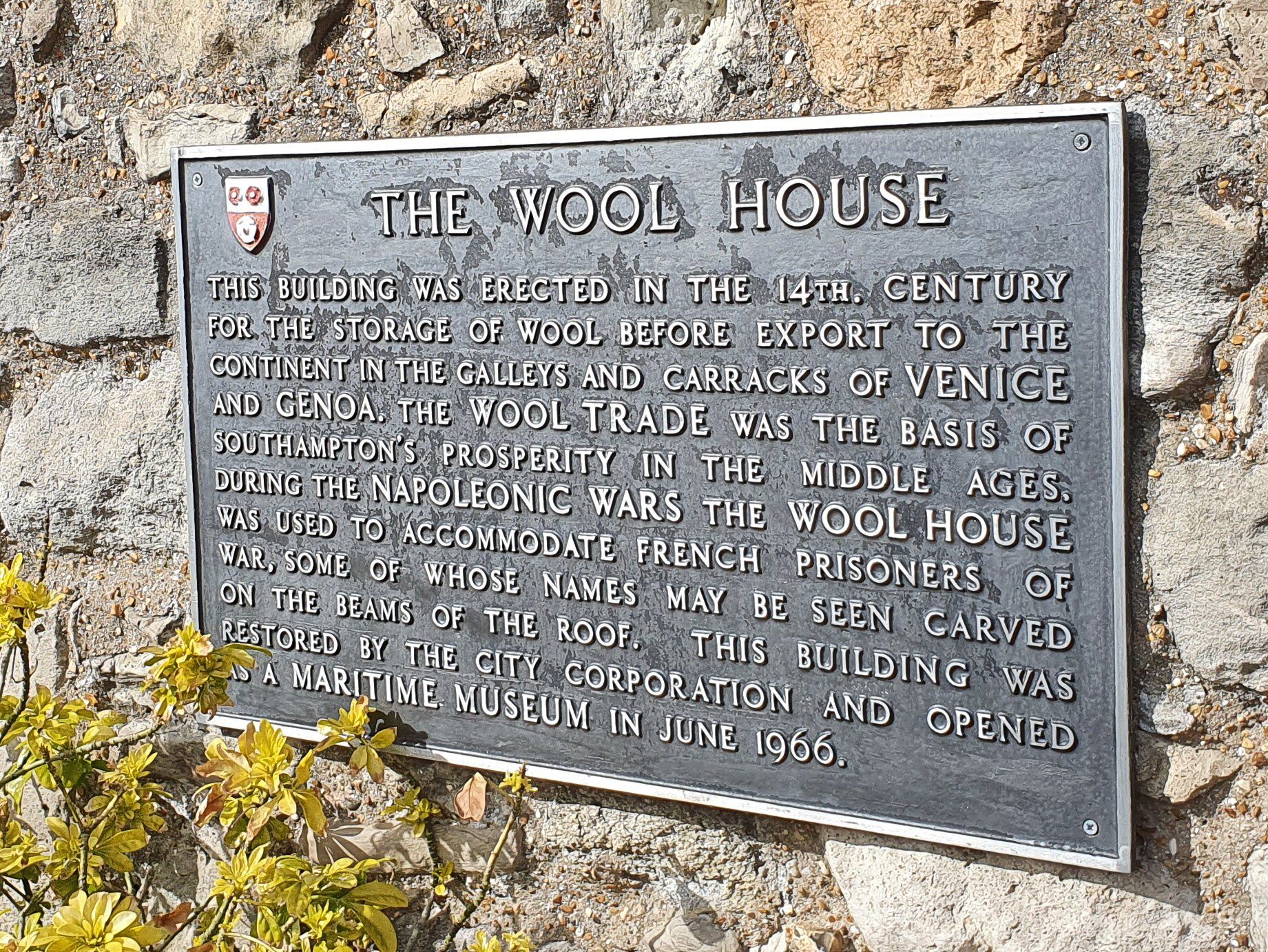Dancing Man, Southampton -  Wool House history (13th April 2022). (External). Published on 13-04-2022