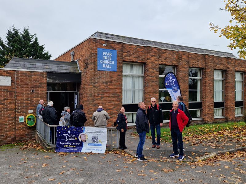 Woolston Beer Festival (Photo: Pete Horn - 01/11/2024). (Festival, External, Customers). Published on 01-11-2024 