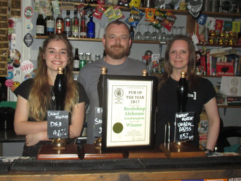 Bookshop Alehouse, Southampton. (Bar, Publican, Award). Published on 02-05-2017