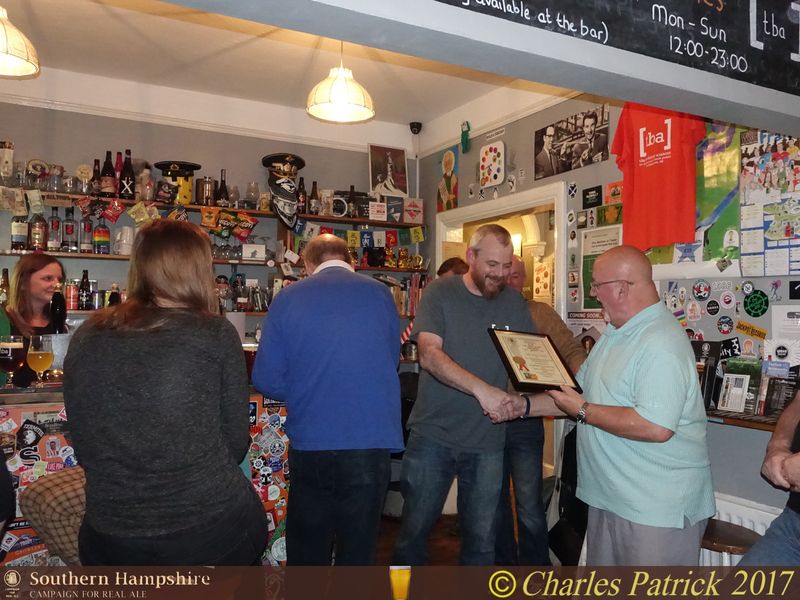 Bookshop Alehouse, Southampton. (Pub, Bar, Publican, Customers, Award). Published on 23-11-2017