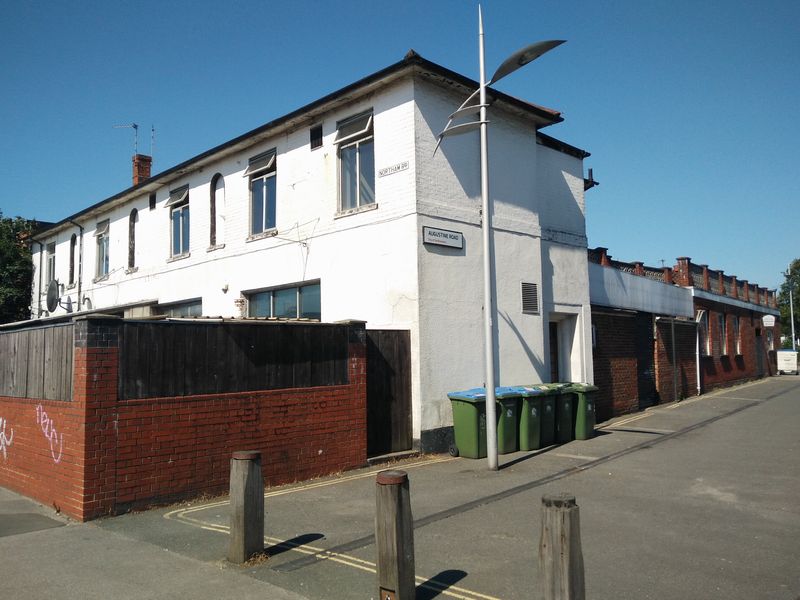 Northam Social Club, Southampton - 25th June 2020. (External). Published on 25-06-2020 