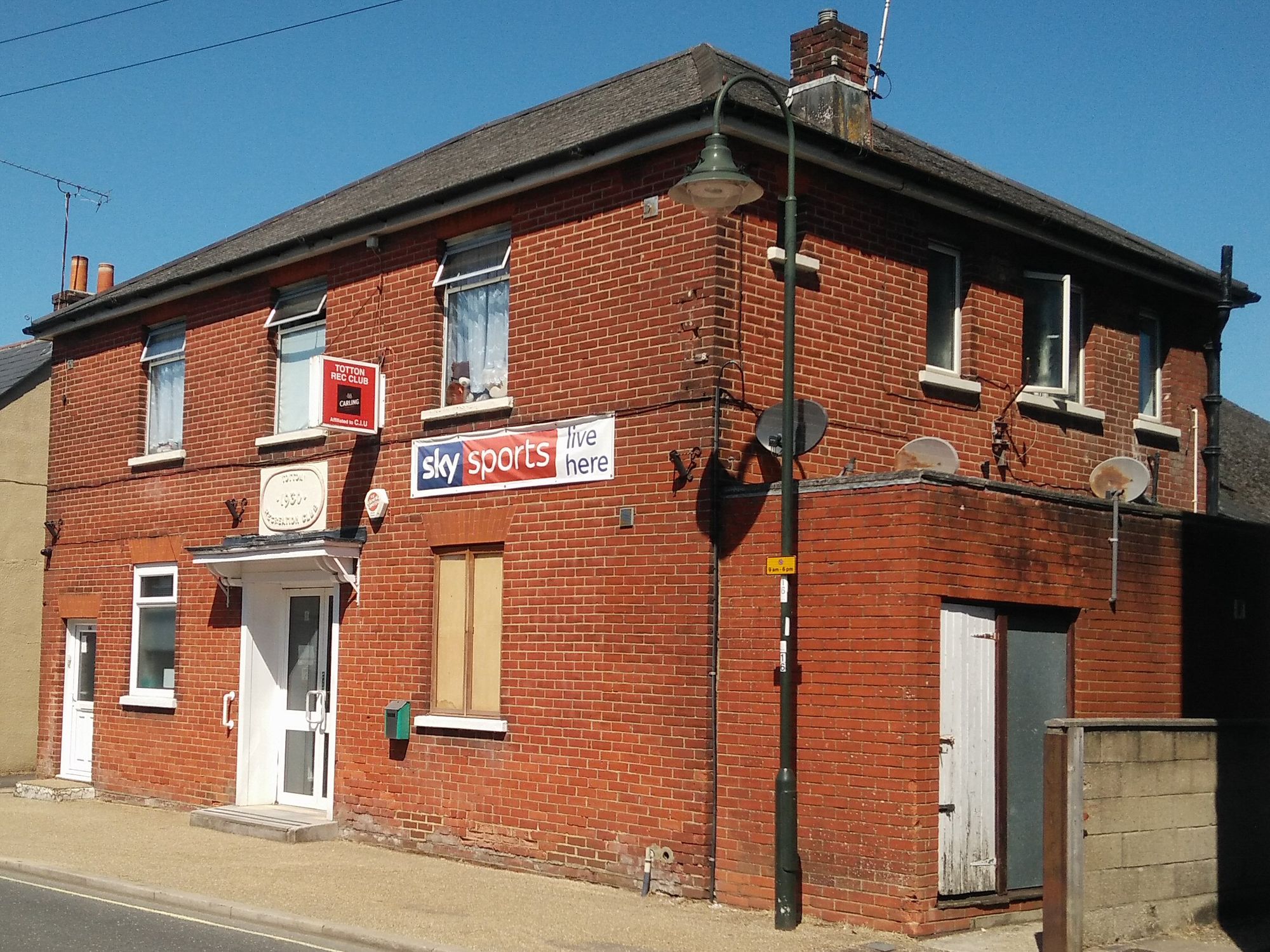 Totton Recreation Club, June 2020. (External). Published on 25-06-2020