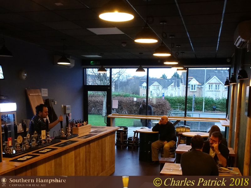 Steel Tank Alehouse, Chandler's Ford. (Pub, Bar, Publican, Customers). Published on 03-01-2018 