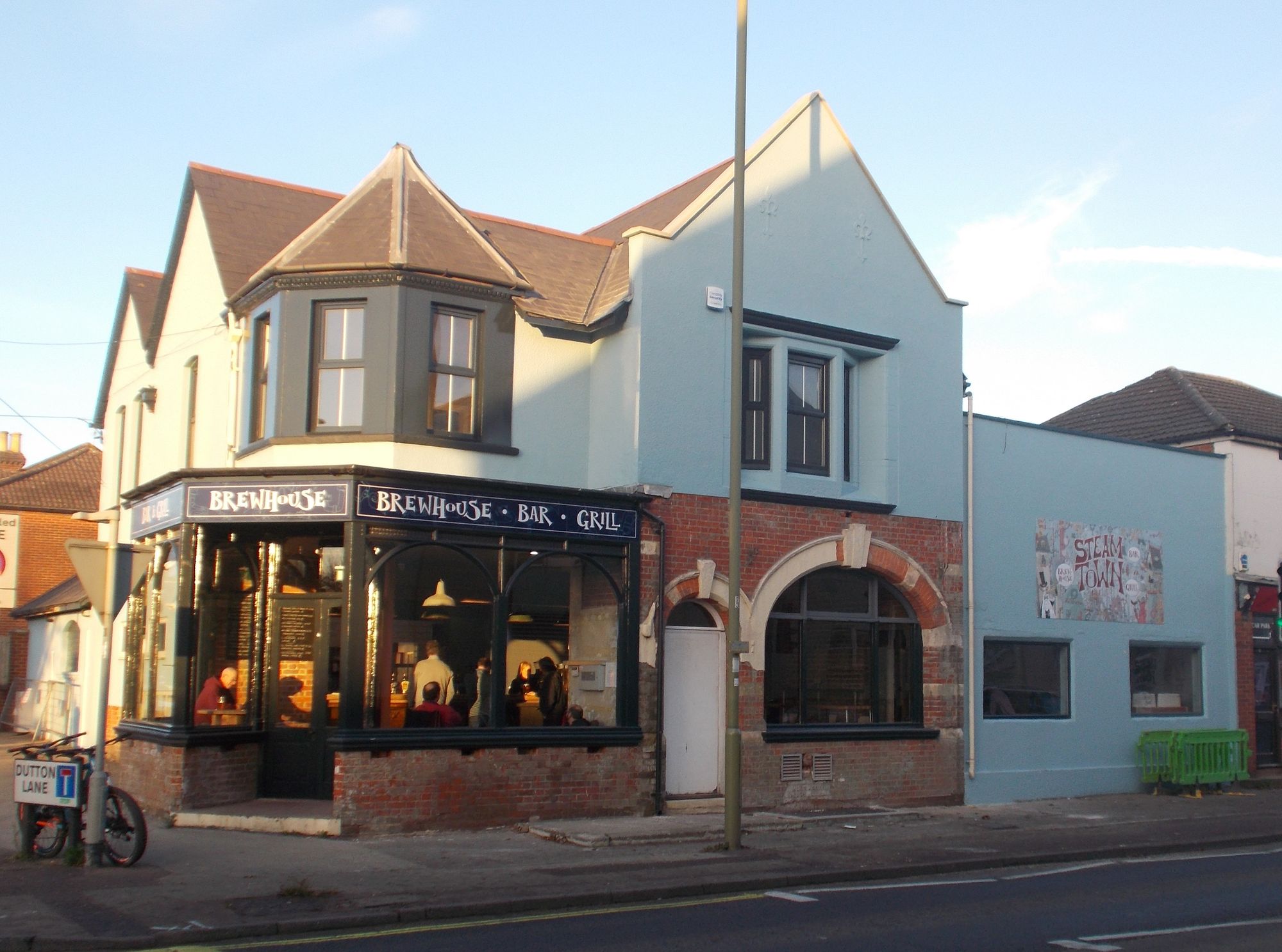 Steam Town Brew Co., Eastleigh. (Pub, External). Published on 01-12-2017