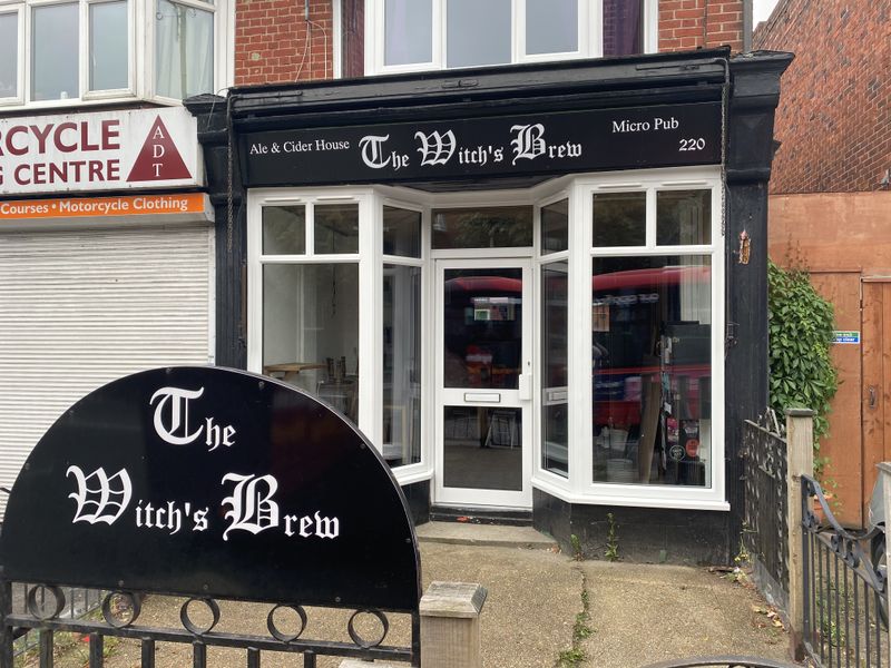 Witch's Brew, Southampton. (Pub, External, Key). Published on 30-06-2020