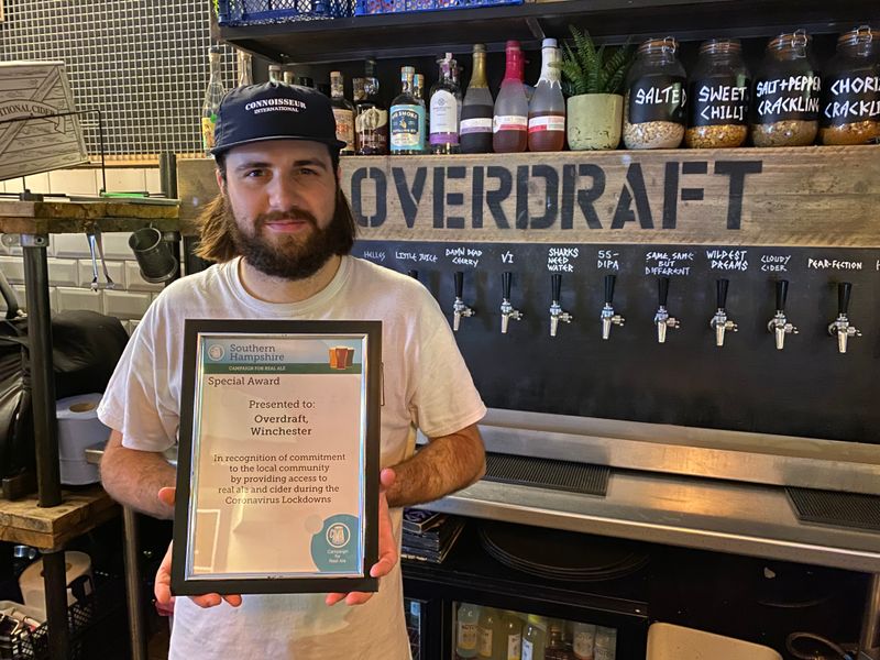 Overdraft, Winchester. (Pub, Bar, Publican, Award). Published on 06-10-2021
