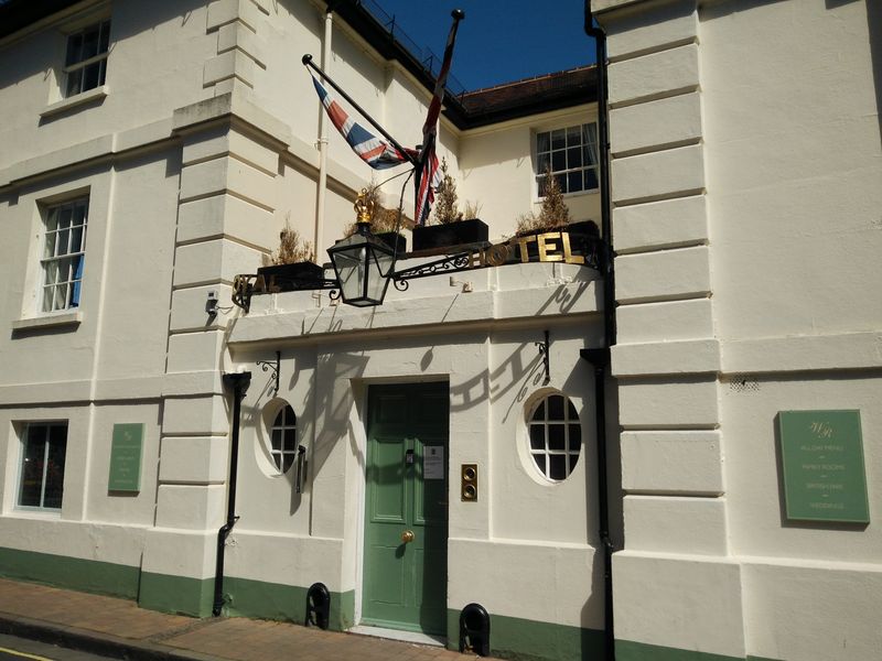 Royal Hotel, Winchester. (Pub, External). Published on 18-07-2020 