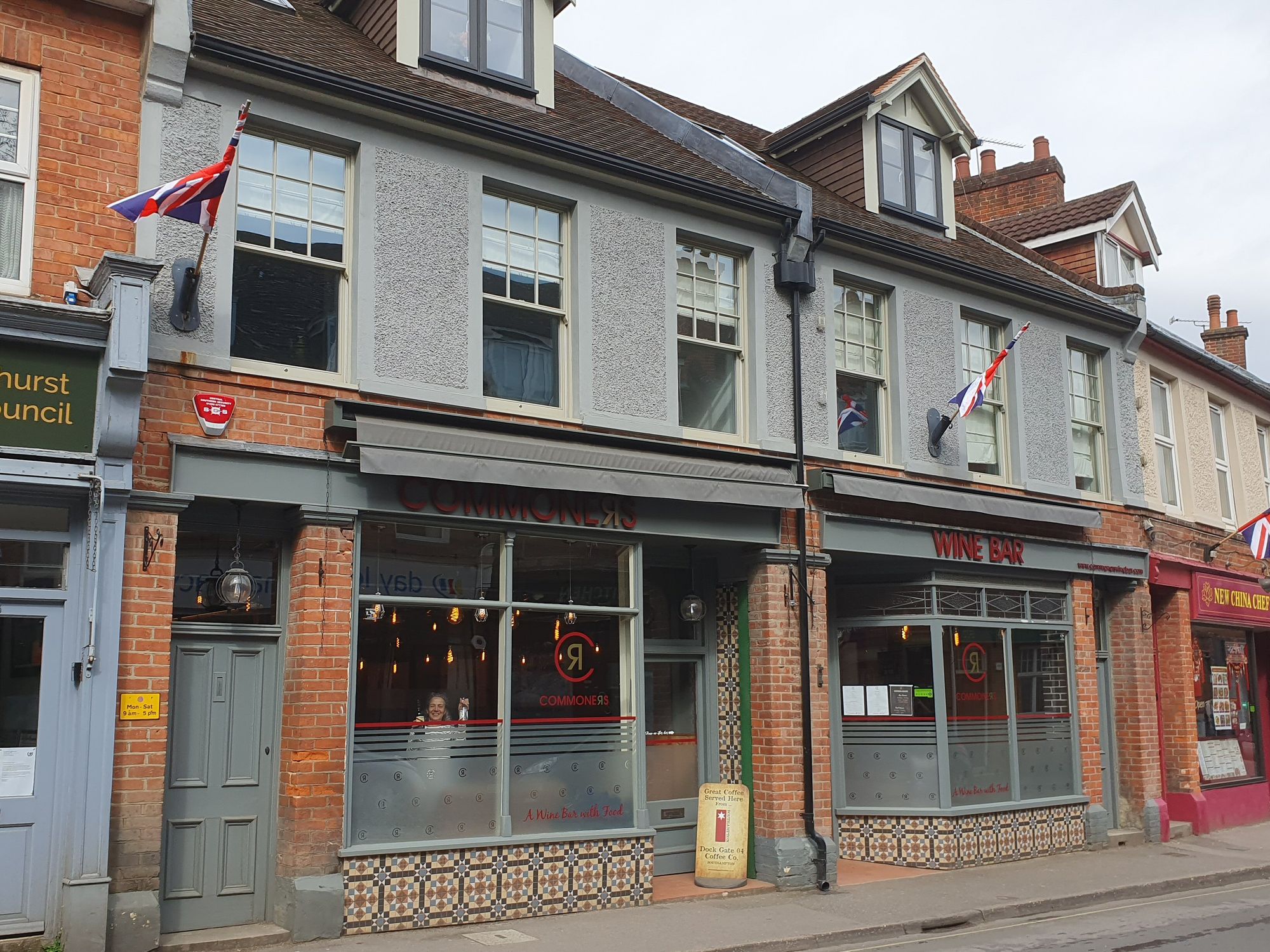 Commoners Wine Bar, Brockenhurst 26/03/2023 (Photo: Pete Horn). (Pub, External, Key). Published on 26-04-2023