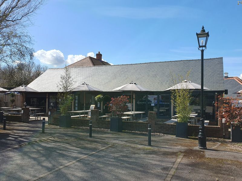 Woodies Wine Bar, Netley (Photo: Pete Horn 07/04/2023). (Pub, External). Published on 07-04-2023