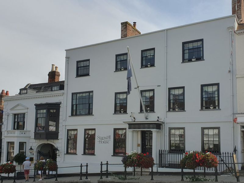 Stanwell House, Lymington - 08/09/2023 (Photo: Pete Horn). (Pub, External, Key). Published on 08-09-2023