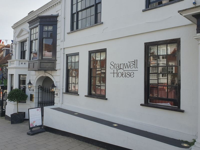Stanwell House, Lymington - 08/09/2023 (Photo: Pete Horn). (Pub, External). Published on 08-09-2023 
