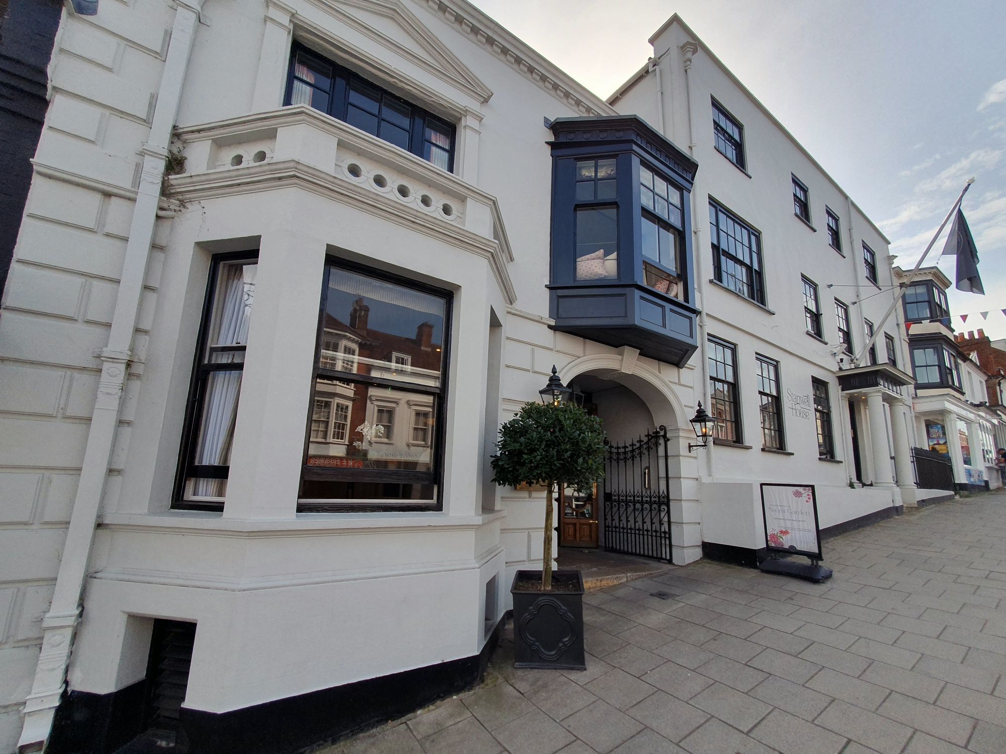 Stanwell House, Lymington - 08/09/2023 (Photo: Pete Horn). (Pub, External). Published on 08-09-2023
