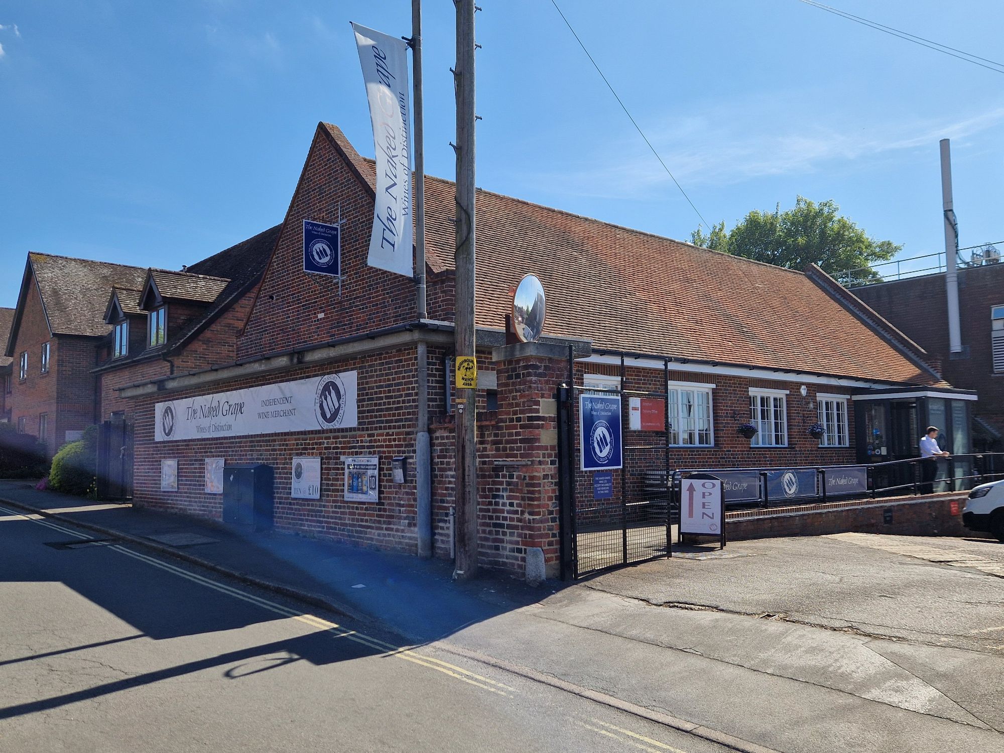 Naked Grape, Alresford (Photo: Pete Horn - 10/05/2025). (External, Key). Published on 10-05-2025