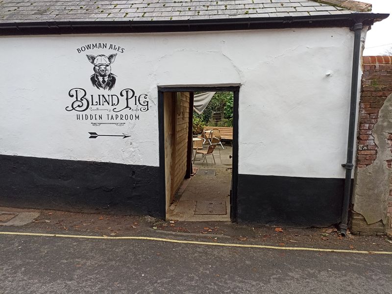 Blind Pig, Bishop's Waltham (Photo: David Pritchard 06/12/2024). (Pub, External, Key). Published on 06-12-2024