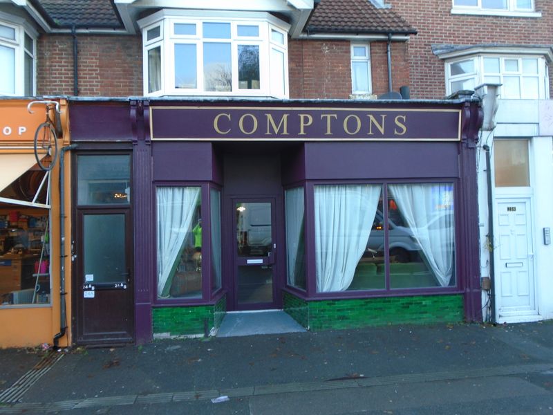 Comptons Cocktails, Southampton (Photo: David Etheridge - 03/12/. (Pub, External, Key). Published on 03-12-2025