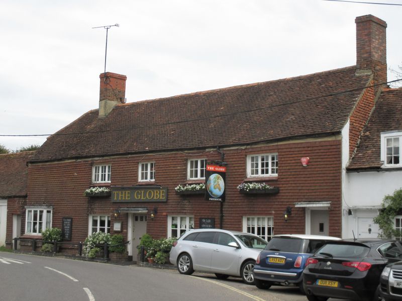 Globe, Alresford (Photo: Pete Horn - 08/05/2015). (Pub, External). Published on 08-05-2015