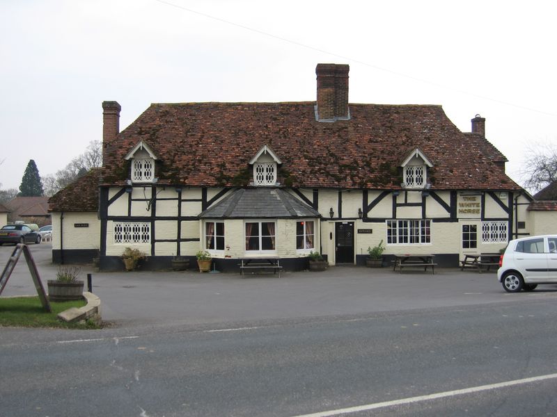 White Horse, Ampfield. (Pub, External, Key). Published on 01-04-2013