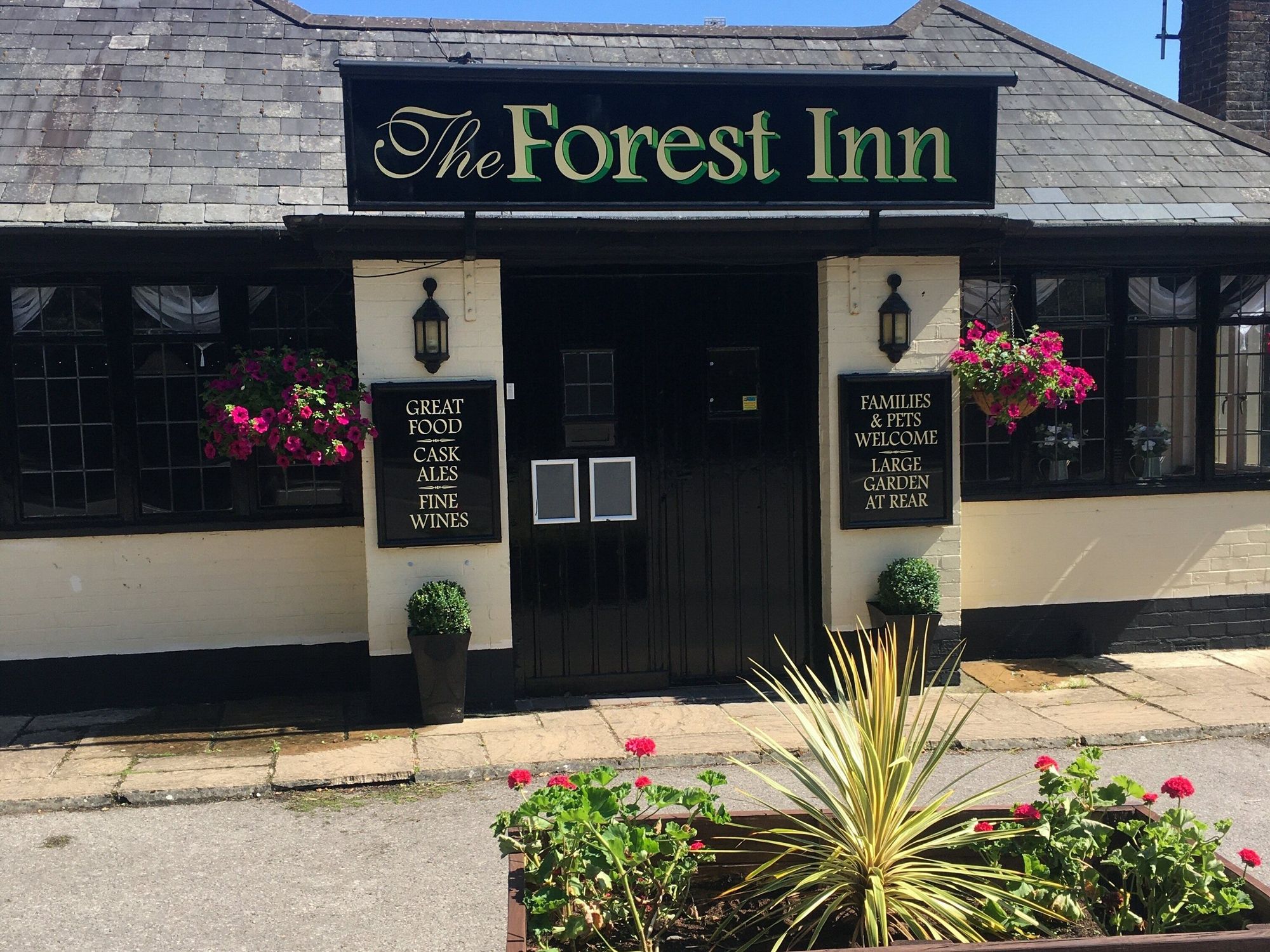 Forest Inn, Ashurst. (Pub, External). Published on 20-07-2020